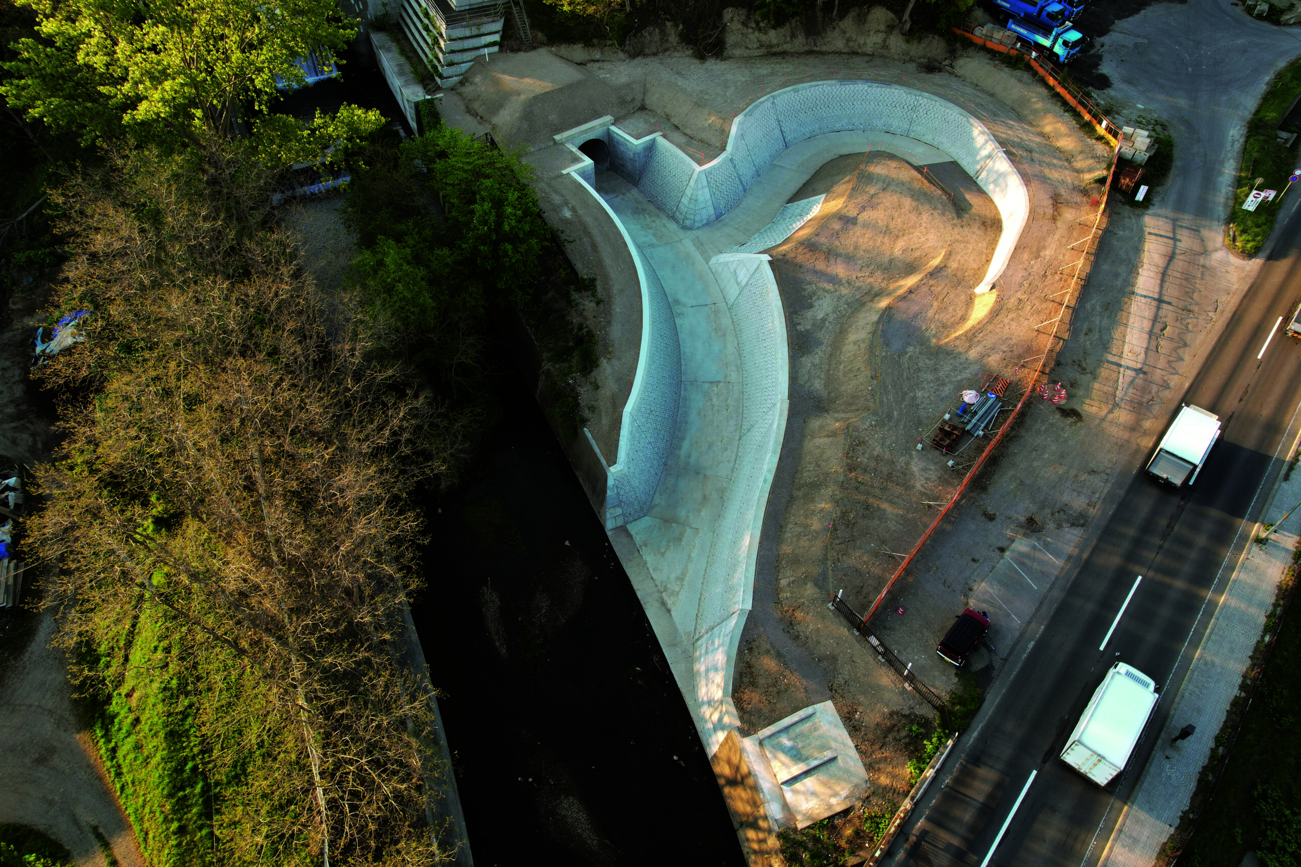 2022年 望月寒川広域河川改修工事(放水路地区)1工区(補正・明許)