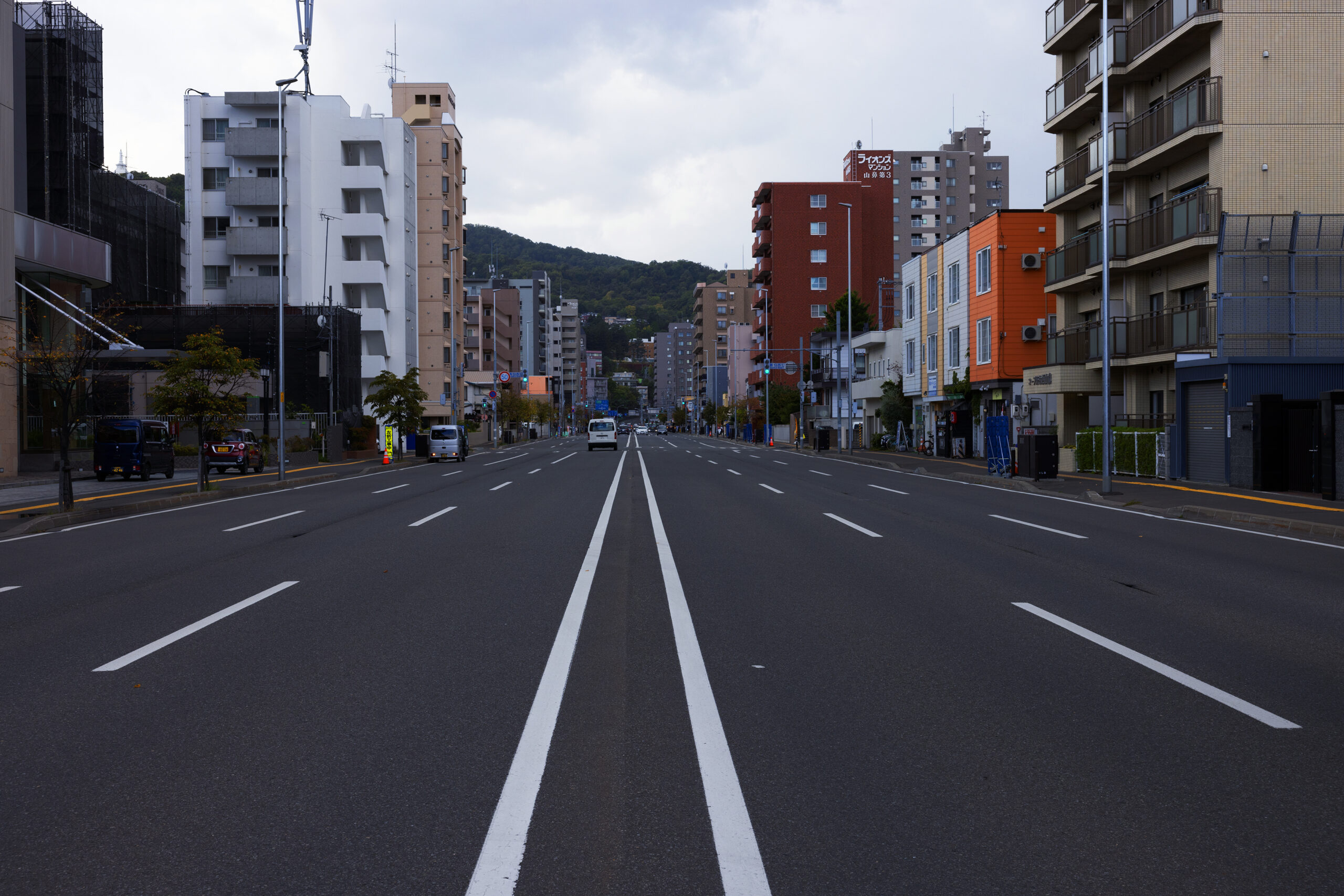 2018年 社会資本整備総合交付金事業 3・2・10環状通(福住・桑園通～西12丁目線間)電線共同溝新設工事